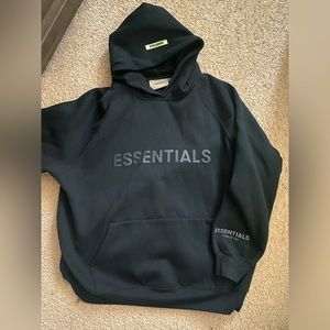 BLACK ESSENTIALS HOODIE SIZE LARGE